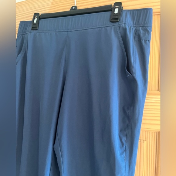 Eddie Bauer Ankle Indigo Lightweight Pants Size Large - Picture 2 of 10